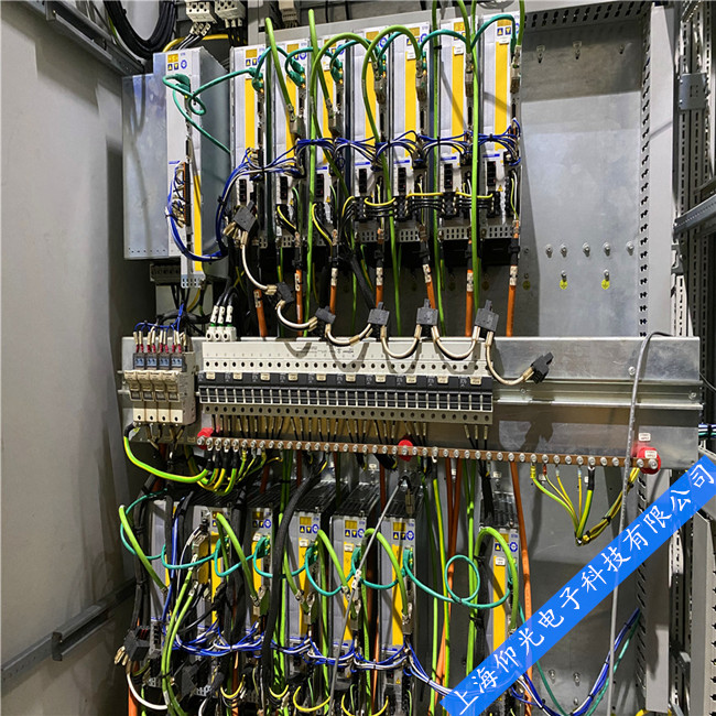 �Ϻ����K�㽭���پS�޿Ơ�Ħ��servostar 600ϵ�С�SERVOSTAR400-A��(d��ng)����ޏ�(f��)