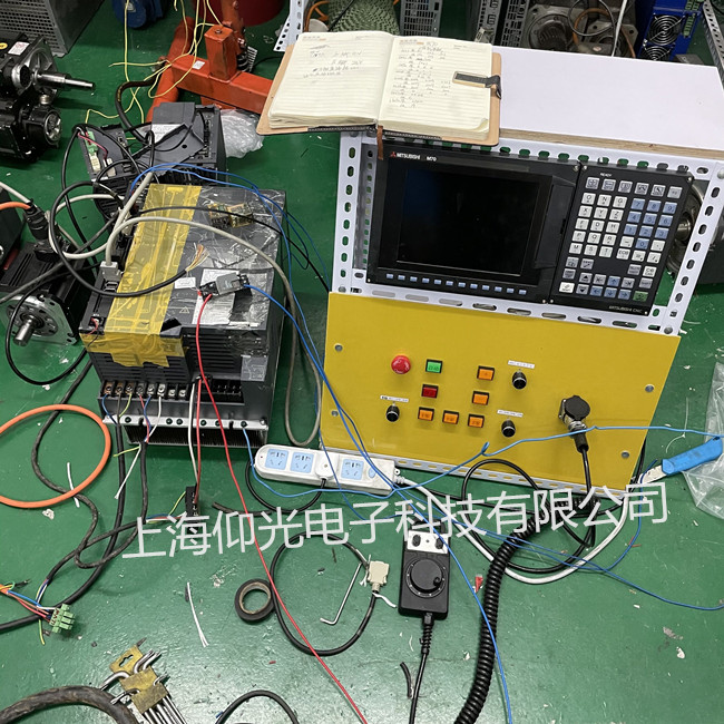 ����M70��(sh��)��ϵ�y(t��ng)�S�ވ� ���S���@ʾM01 0006 XYZ���� �ɜyԇ