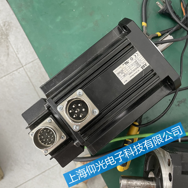 ABB�ŷ�늙Cһͨ늈󾯾S��ESM08B-751-302-xxx0A00�yԇ�ðl(f��)؛