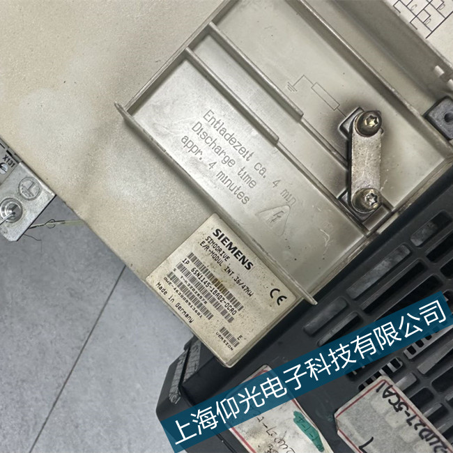 ���T��828d�ŷ�ֱ��ĸ��Ƿ���z�y�S�ޙC(j��)��(g��u)