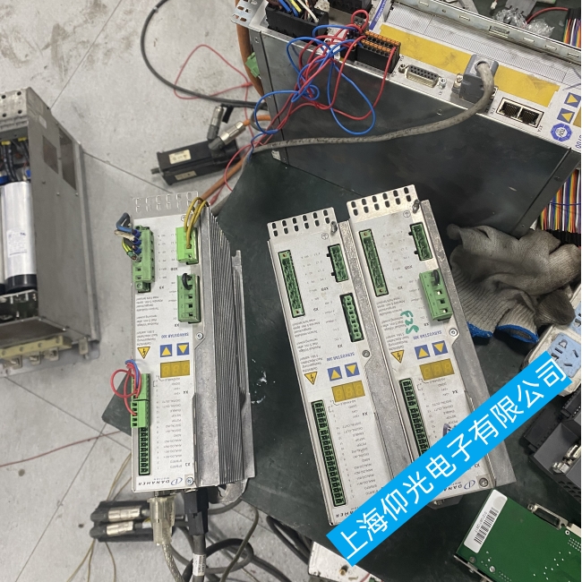 ͨ���O��Ơ�Ħ���ŷ��������@ʾF18���ϾS��ָ��