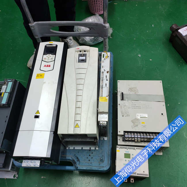 ���b�ИI(y��)Abb׃�l����(zhu��n)�I(y��)�F(xi��n)��(ch��ng)�S��-acs800��׃�l����(b��o)��FF38�S��