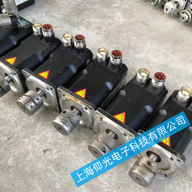 ؐ���R�ŷ�늙C�S��:���D���ϵ���Ƚ����c�ޏͲ���